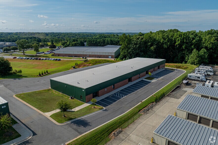 More Photos Of 50 Mosswood Blvd, Youngsville Light Distribution For Lease