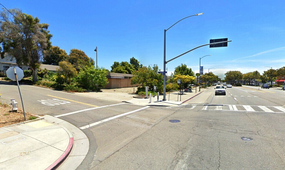 Primary Photo Of 10192 San Pablo Ave, El Cerrito Land For Lease