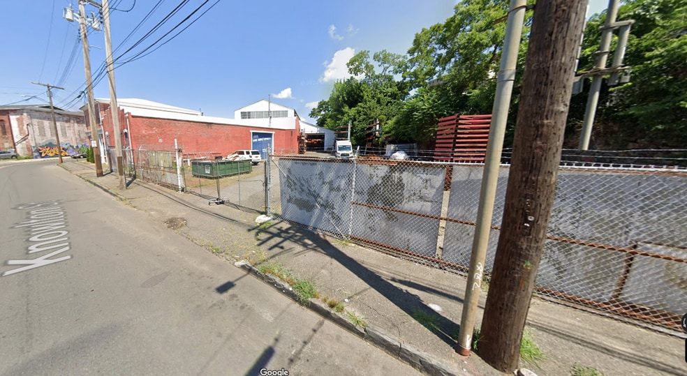 More Photos Of 72-116 Knowlton St, Bridgeport Unknown For Lease