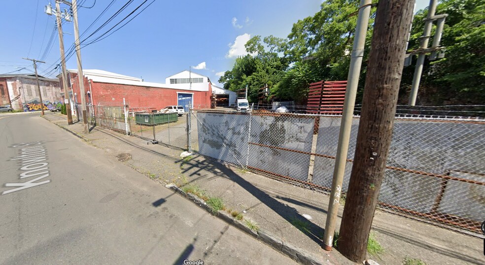 More Photos Of 72-116 Knowlton St, Bridgeport Unknown For Lease