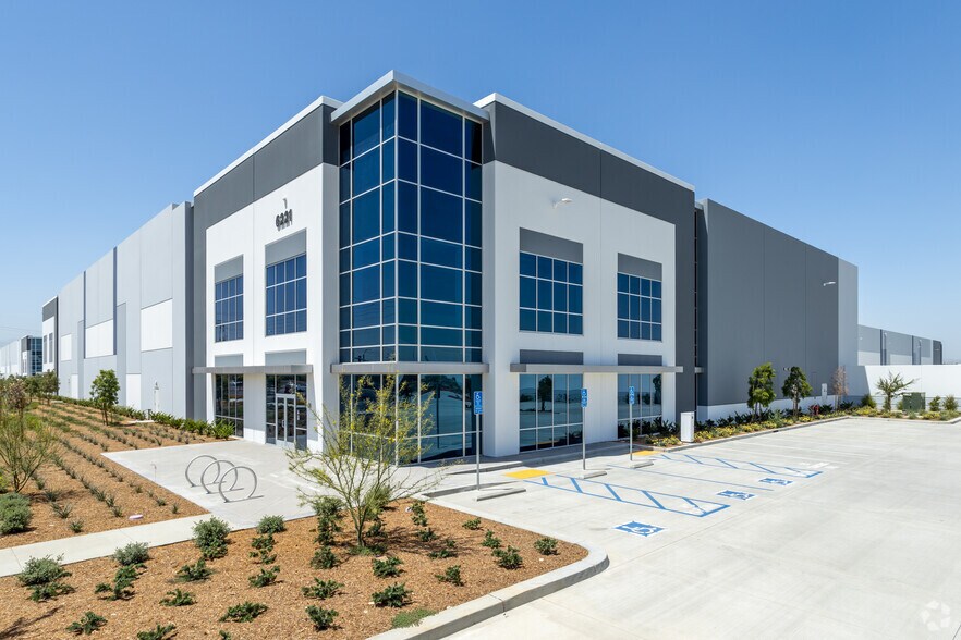 More Photos Of 6205 Archibald Ave, Eastvale Unknown For Lease