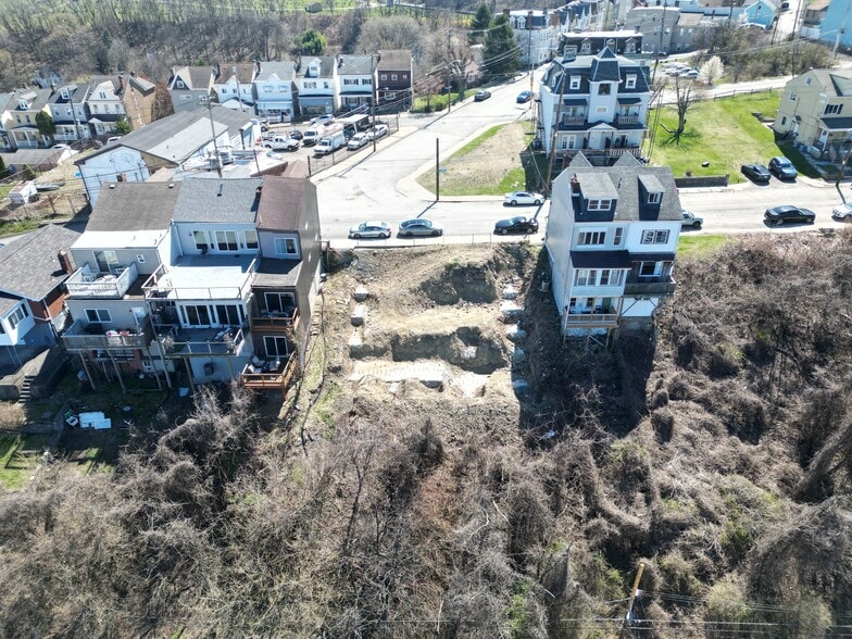 More Photos Of 1035 E Warrington Ave, Pittsburgh Land For Sale