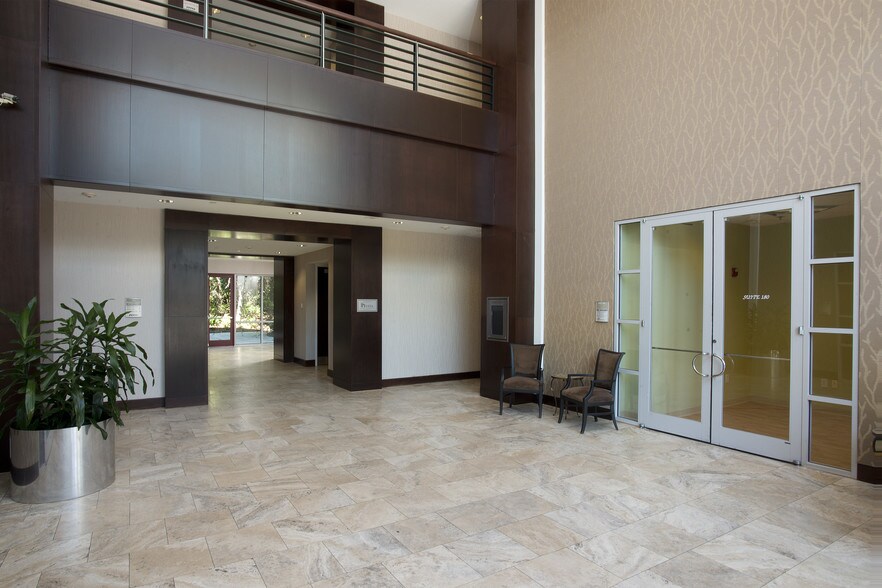 More Photos Of 1300 Hospital Dr, Mount Pleasant Medical For Lease
