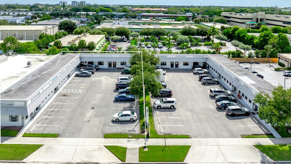 Primary Photo Of 1446 NW Boca Raton Blvd, Boca Raton Office For Lease