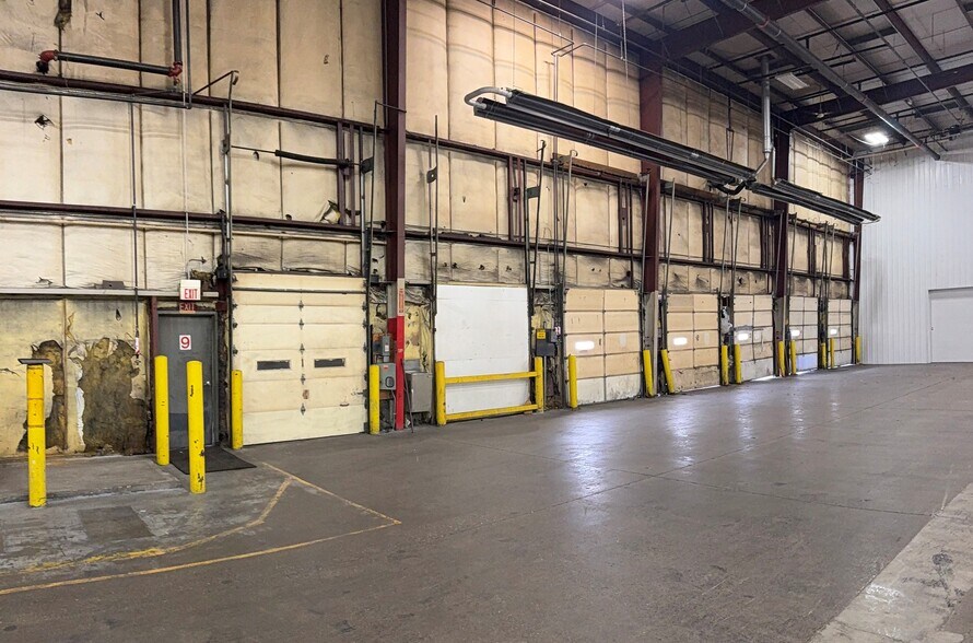 More Photos Of 409 E Cass St, Greenville Industrial For Lease