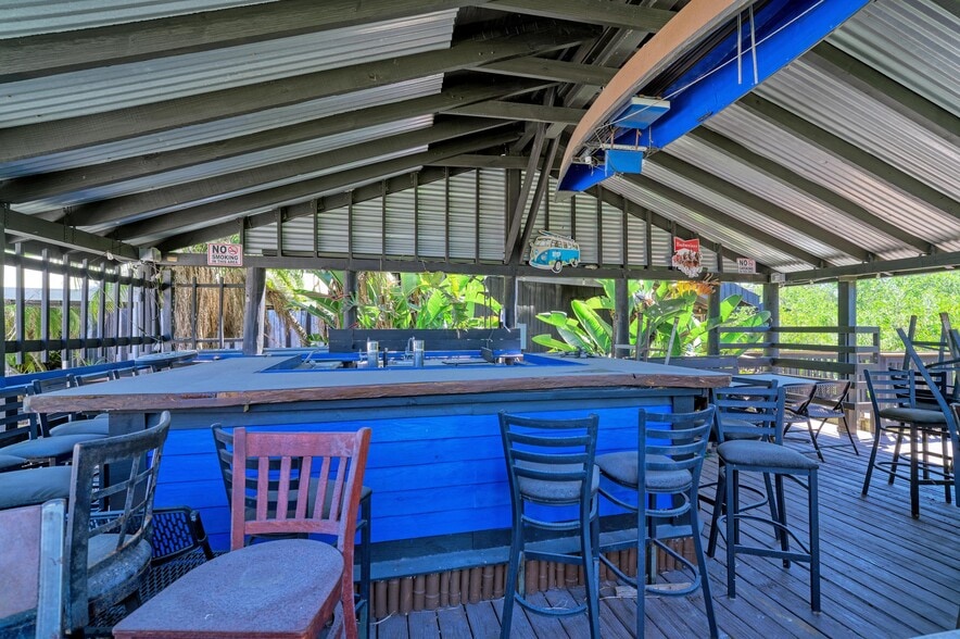 More Photos Of 5611 US 19, Palmetto Restaurant For Sale