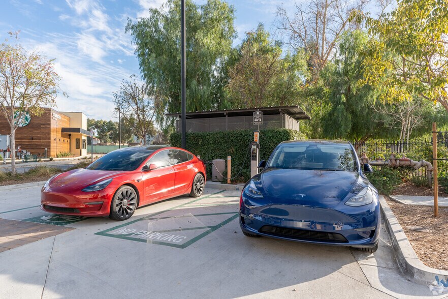 More Photos Of 26701 McBean Pky, Valencia Apartments For Lease