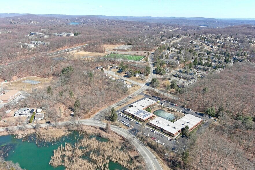 More Photos Of 200 Mineral Springs Rd, Rockaway Medical For Lease