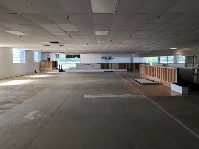 More Photos Of 1000 W Northwest Hwy, Arlington Heights Freestanding For Sale