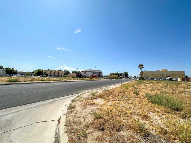 More Photos Of Park Ave, Victorville Land For Sale