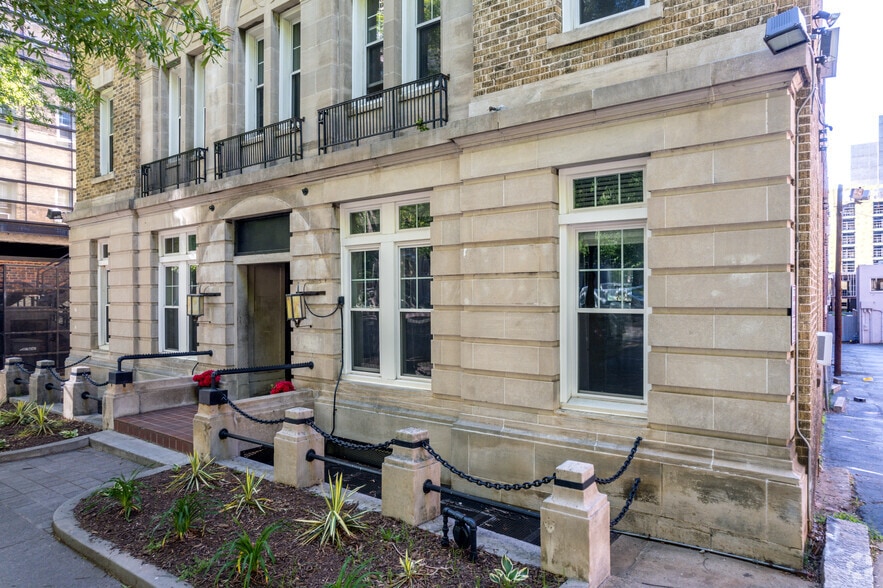 More Photos Of 508 N Tryon St N, Charlotte Apartments For Sale