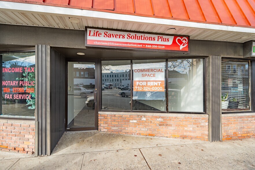 More Photos Of 321-335 Maple St, Perth Amboy Storefront Retail Residential For Lease