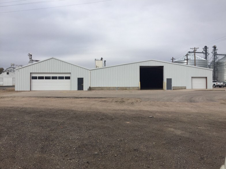 Primary Photo Of 140 Factory Rd, Eaton Service For Sale