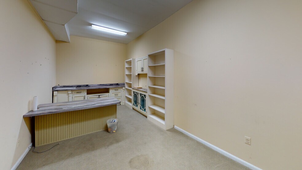 More Photos Of 1911 Brunswick Pike, Lawrenceville General Retail For Sale