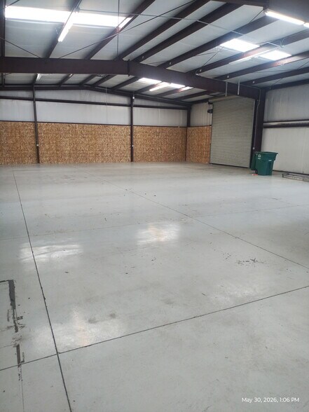 More Photos Of 3961 N Ann Ave, Fresno Warehouse For Lease