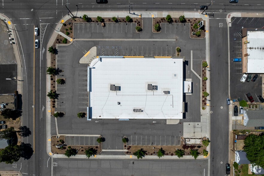 More Photos Of 1615 Main St, Susanville Drugstore For Sale