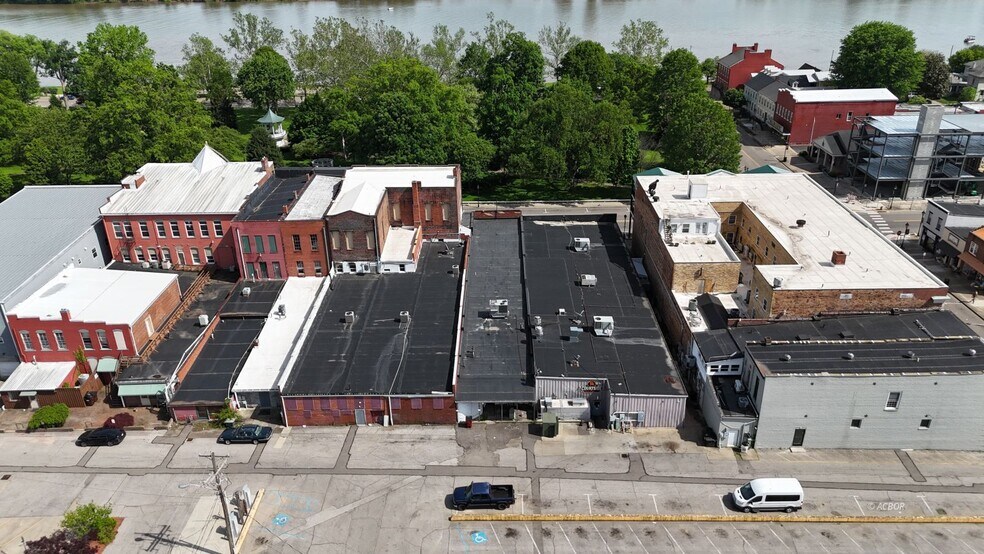 More Photos Of 314 2nd Ave, Gallipolis Storefront For Sale