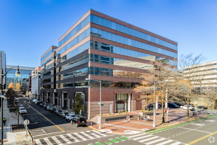 More Photos Of 400 Virginia Ave SW, Washington Office For Lease