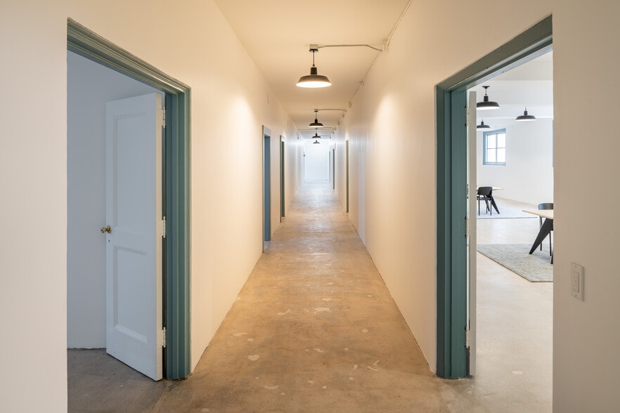 More Photos Of 1248 5th St, Santa Monica Office For Sale