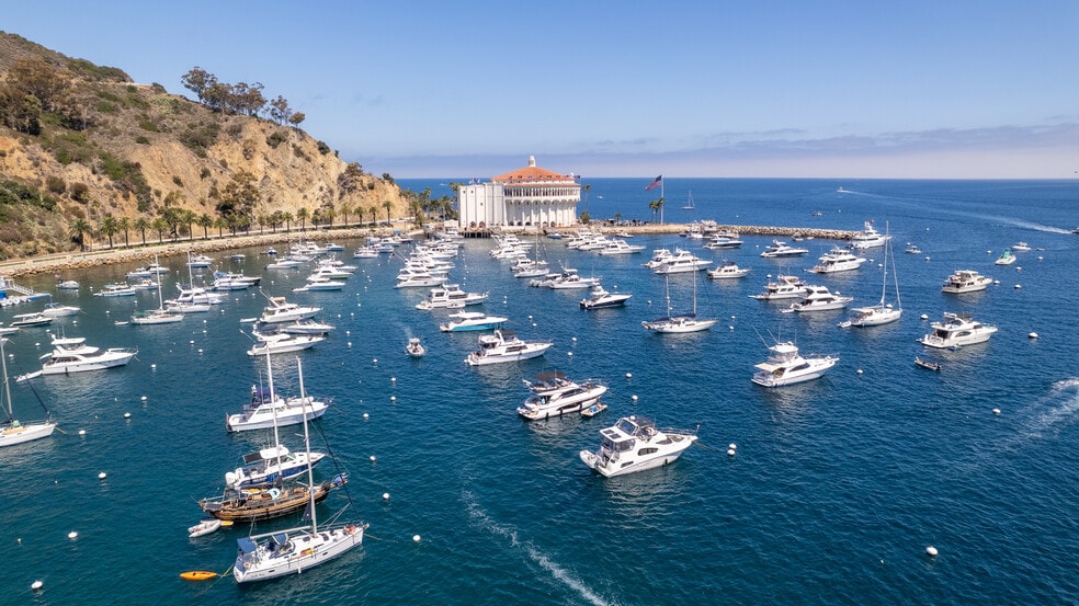 More Photos Of 409 Crescent Ave, Avalon Hotel For Sale