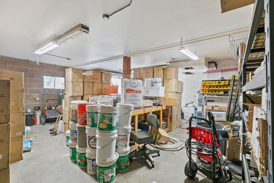 More Photos Of 1134 E Colorado St, Glendale Freestanding For Sale