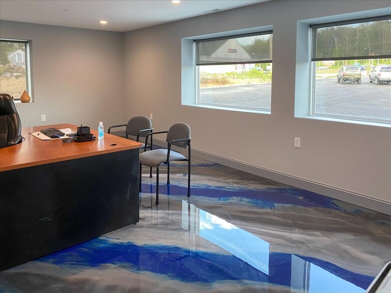 More Photos Of 409 Emerson Ave, Hampstead Industrial For Sale