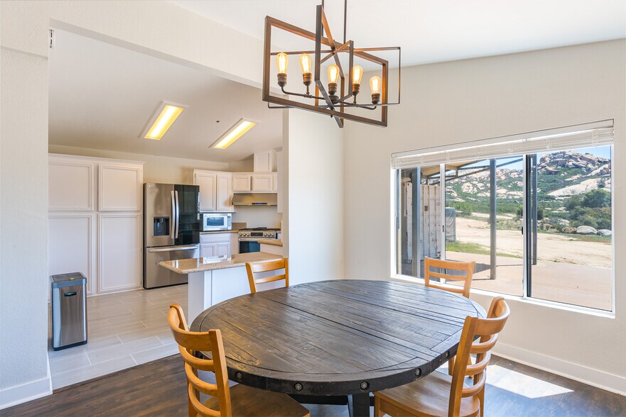 More Photos Of 19191 High Glen Rd, Alpine Specialty For Sale