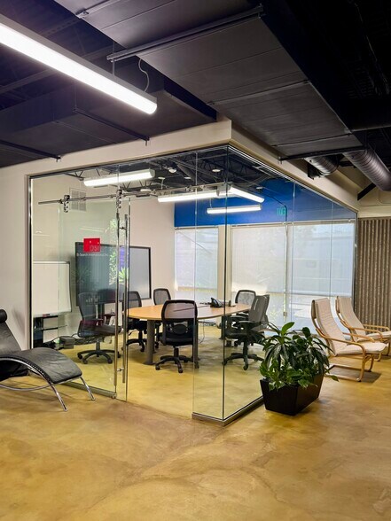 More Photos Of 17550 Gillette Ave, Irvine Manufacturing For Sale