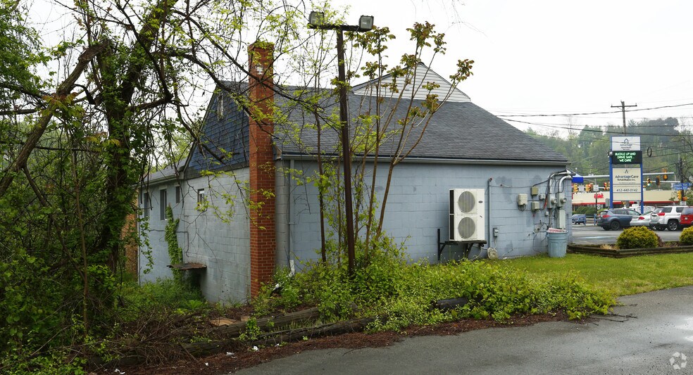 More Photos Of 5035 Clairton Blvd, Pittsburgh Medical For Sale