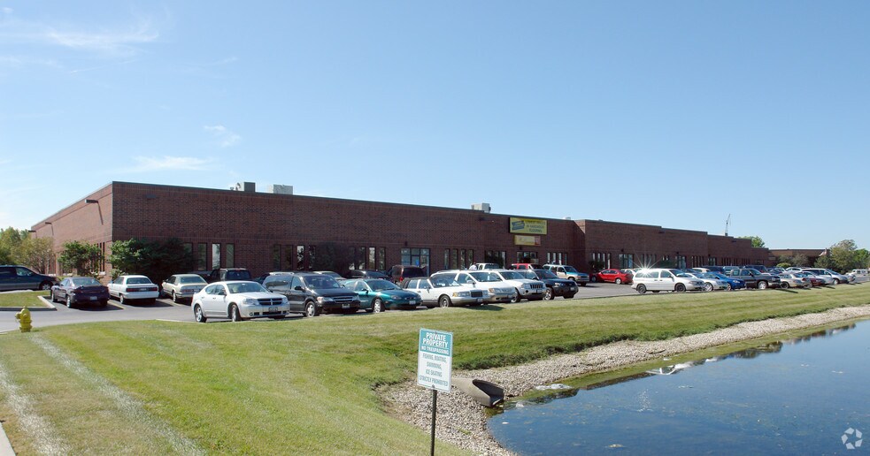 More Photos Of 335-367 Remington Blvd, Bolingbrook Light Manufacturing For Lease