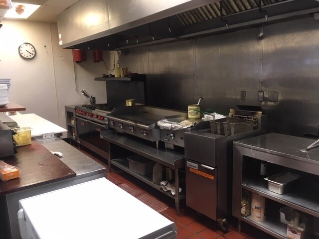 More Photos Of 3001 N Oakwood Ave, Muncie Restaurant For Sale