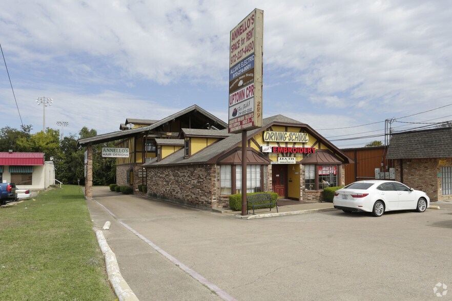 Primary Photo Of 229 E Belt Line Rd, DeSoto Freestanding For Lease