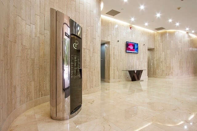 Primary Photo Of 1900 Glades Rd, Boca Raton Office For Lease