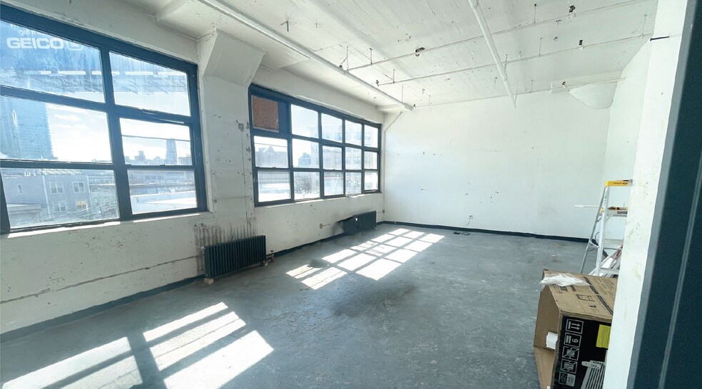 More Photos Of 43-49 10th St, Long Island City Loft Creative Space For Lease