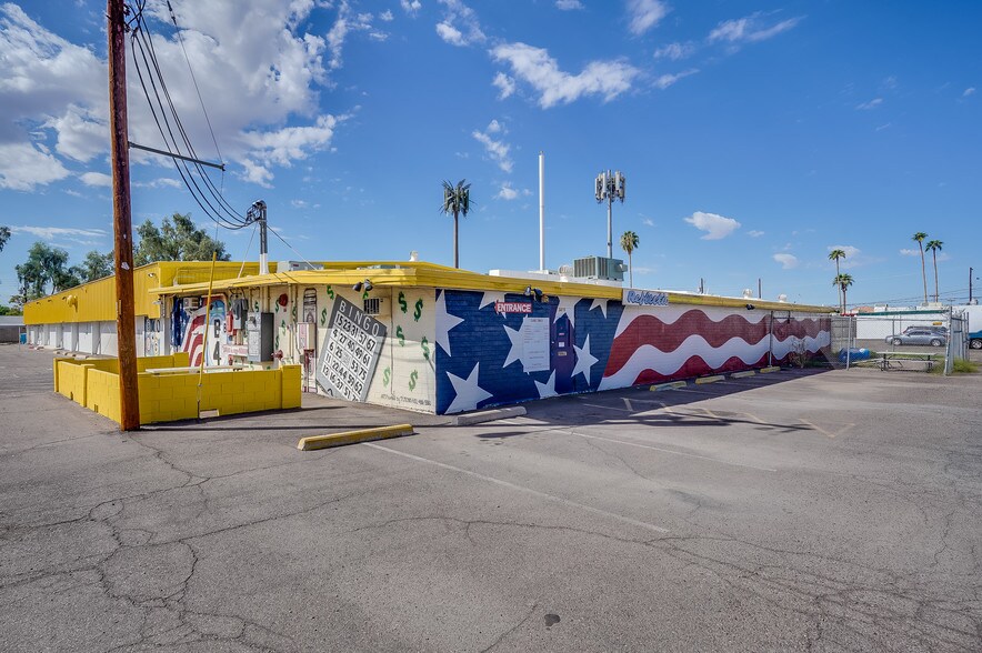 Primary Photo Of 3415 W Northern Ave, Phoenix Freestanding For Sale