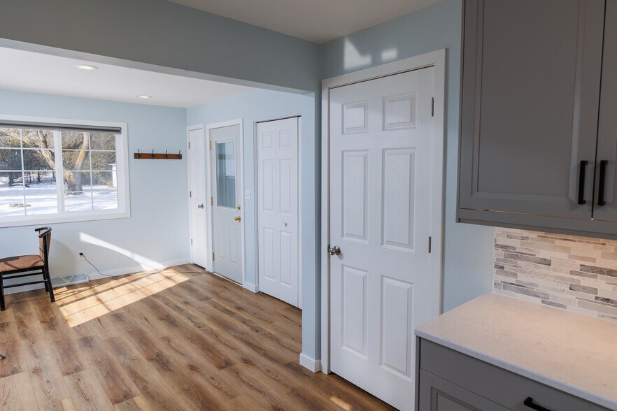 More Photos Of 6269 Wi-57, Sturgeon Bay Hotel For Sale