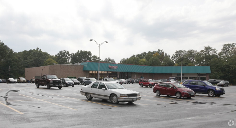 More Photos Of 5 Maple Rd, Voorheesville General Retail For Lease