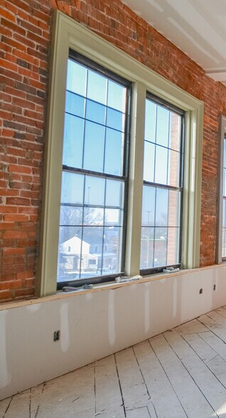 More Photos Of 725 Bellows Ave, Columbus Office Residential For Sale