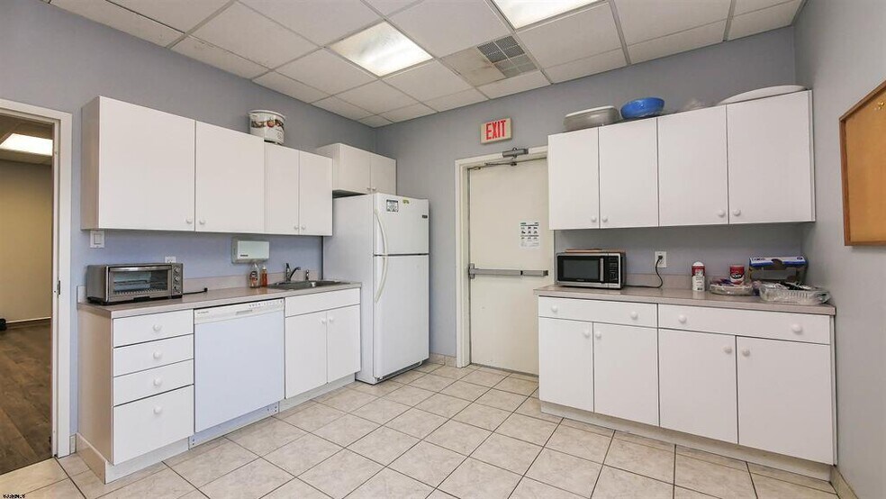 More Photos Of 110 Harbor Ln, Somers Point Medical For Sale