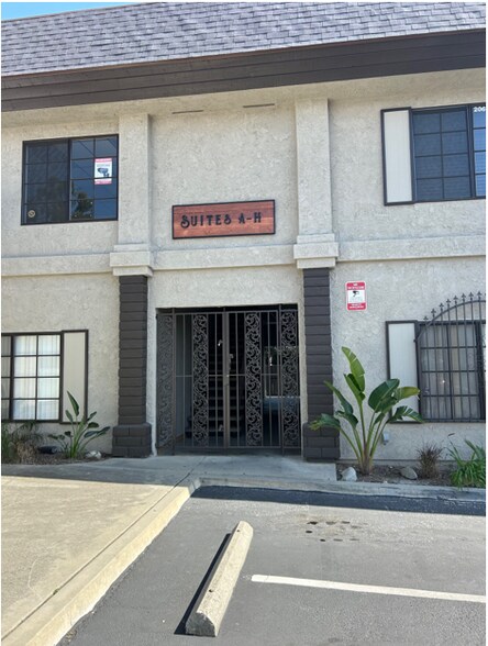 More Photos Of 20628 E Arrow Hwy, Covina Office For Lease