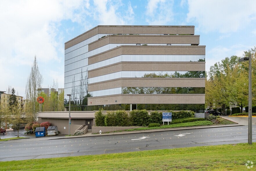 More Photos Of 7525 SE 24th St, Mercer Island Office For Lease
