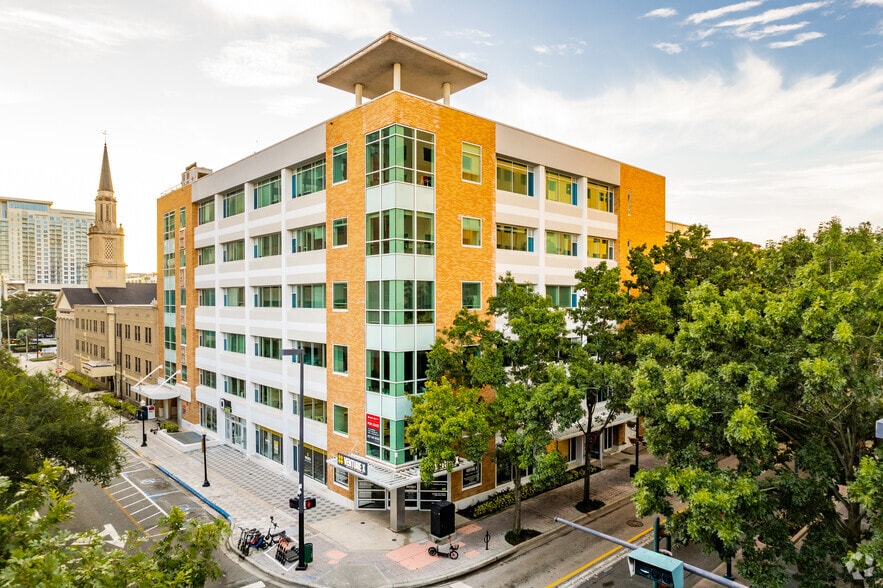 More Photos Of 100 E Pine St, Orlando Coworking Space