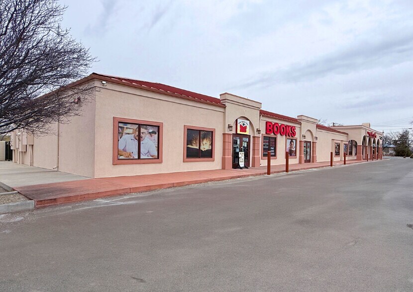 More Photos Of 160 S Camino del Pueblo, Bernalillo Office For Lease