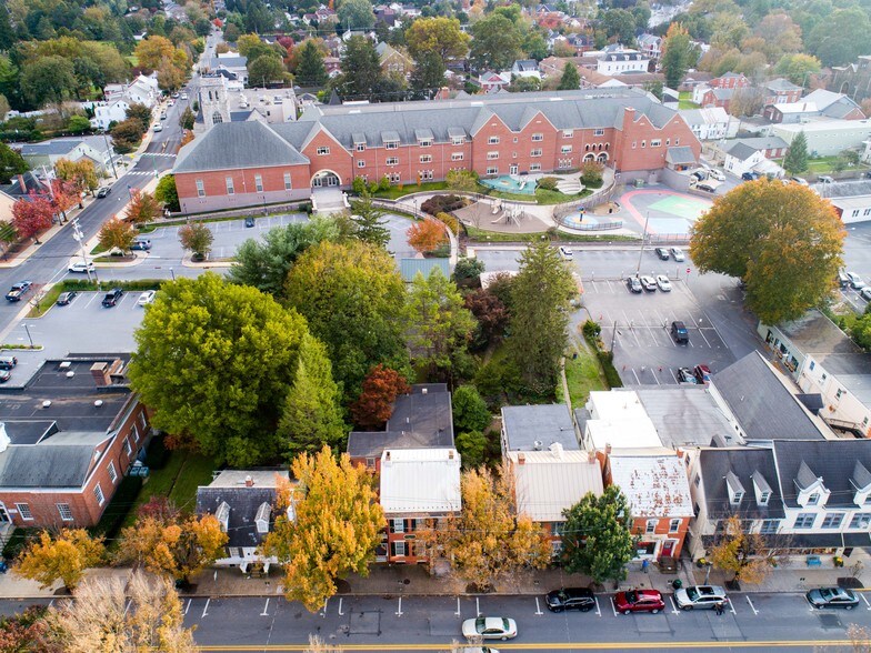 More Photos Of 62 E Main St, Lititz Hospitality For Sale