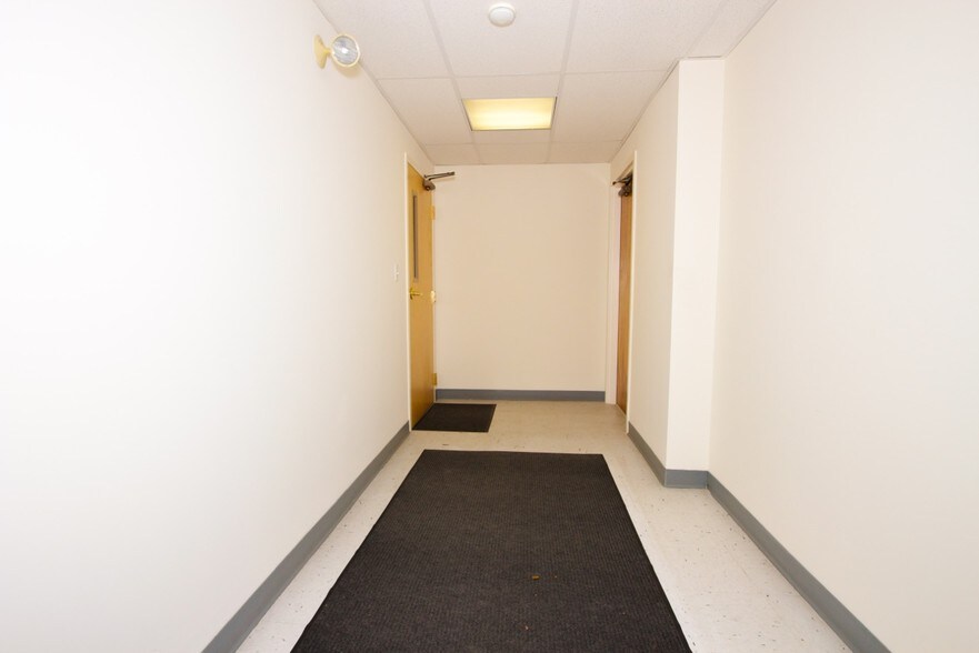 More Photos Of 1 Harris St, Newburyport Medical For Lease
