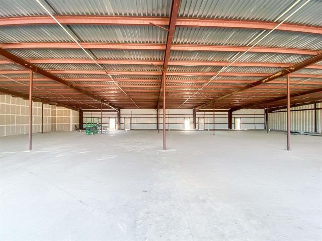 More Photos Of 1016 Calton Rd, Laredo Storefront For Lease