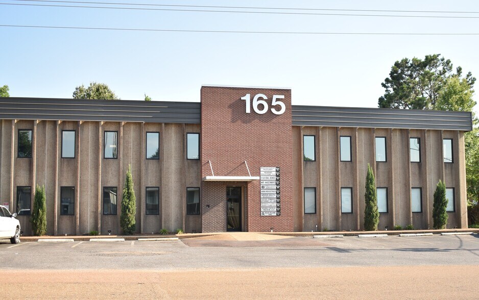 Primary Photo Of 165 W South St, Hernando Office Residential For Lease