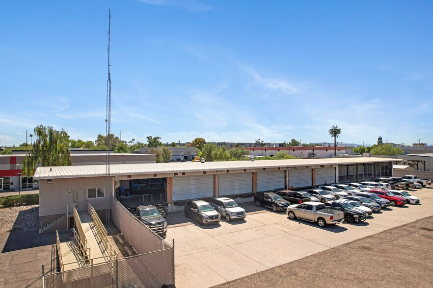 More Photos Of 616 S Smith Rd, Tempe Warehouse For Lease