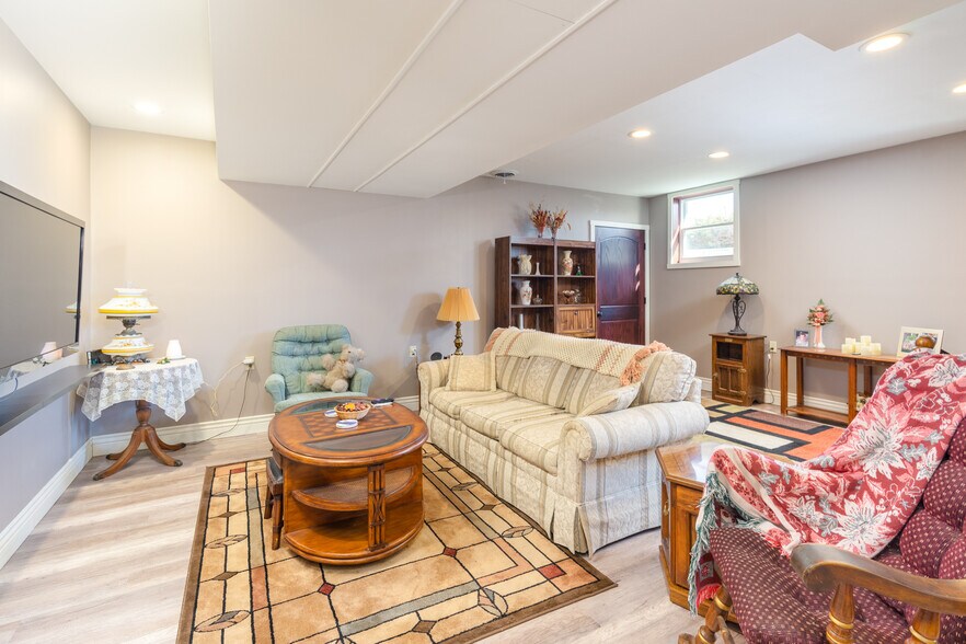 More Photos Of 1310 IL Highway 26, Princeton Specialty For Sale