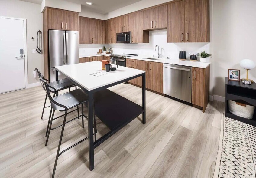 More Photos Of 1910 N Main St, Walnut Creek Apartments For Lease